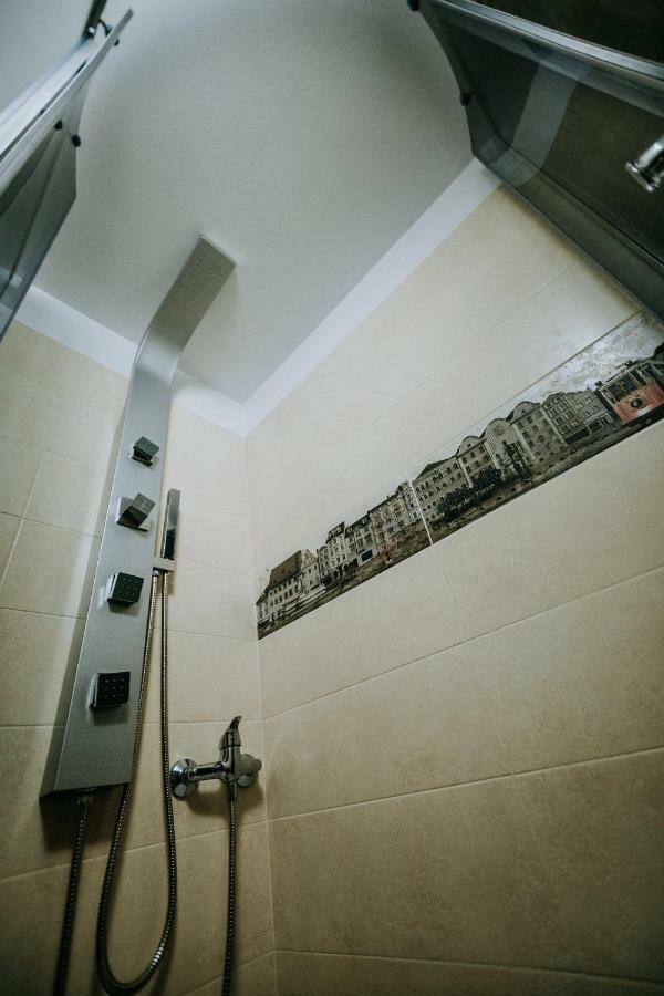 Апартаменты Apartament Tribunei Сибиу Экстерьер фото